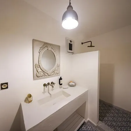 Pera Alacati Hotell