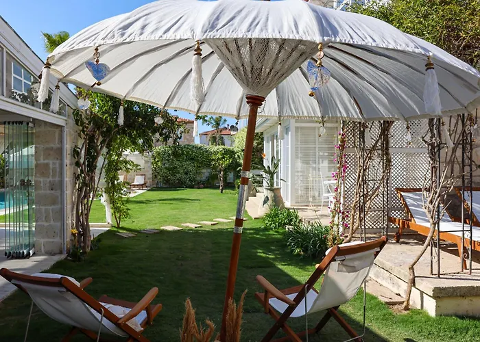 Pera Alacati فندق